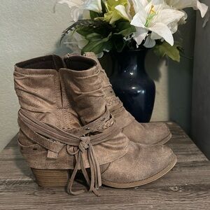 Western suede ankle booties ￼
